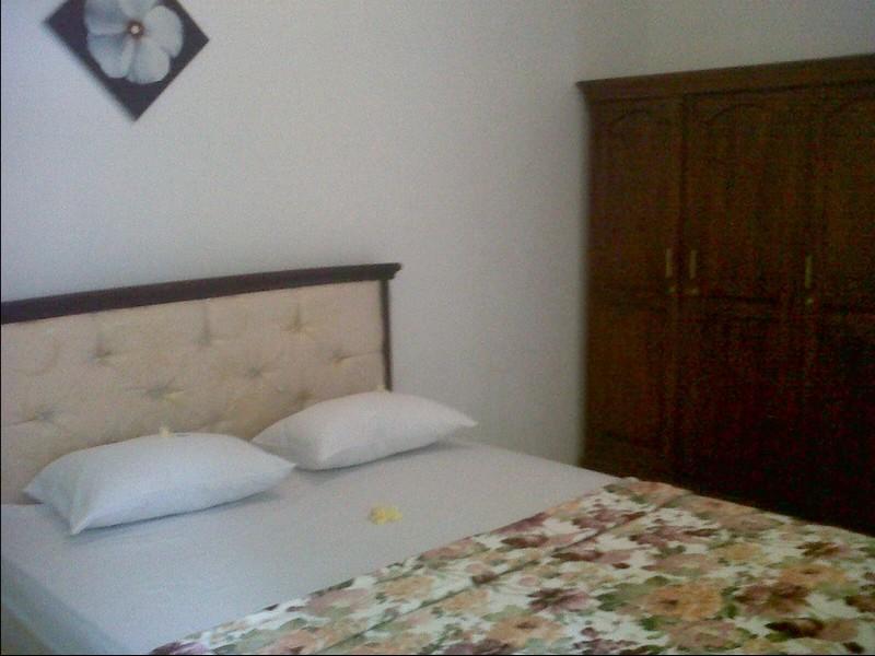 Wening Griya Guest House Jatingaleh 外观 照片